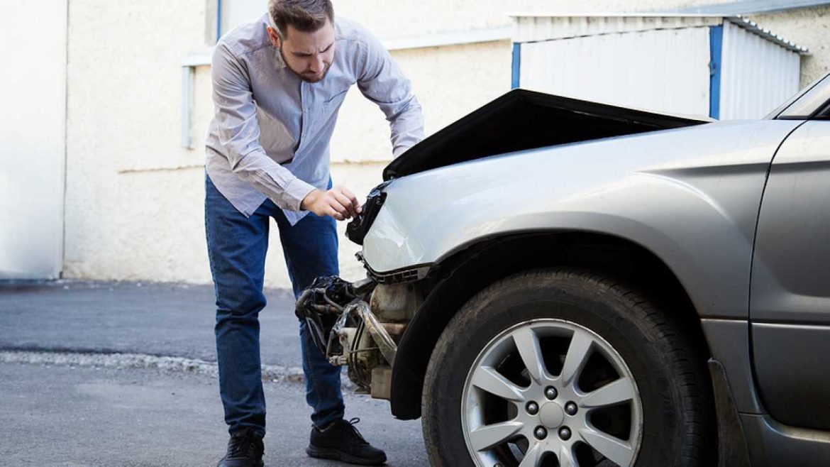 repair Your Damaged Vehicle before Selling