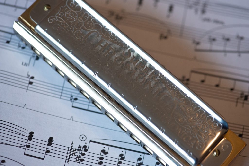 facts about Chromatic Harmonica