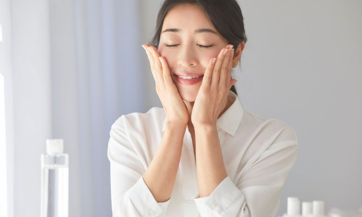 Your Comprehensive Guide to Morning Skincare for Any Skin Type